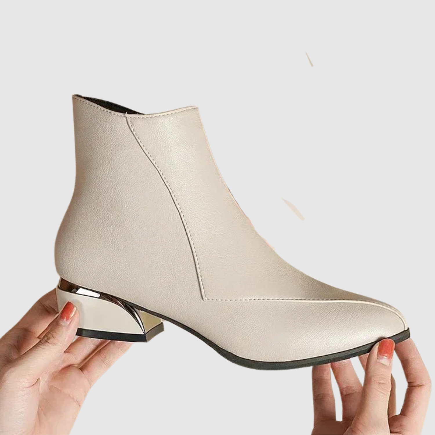 Теодора - Анклетни ботуши с елегантност и комфорт