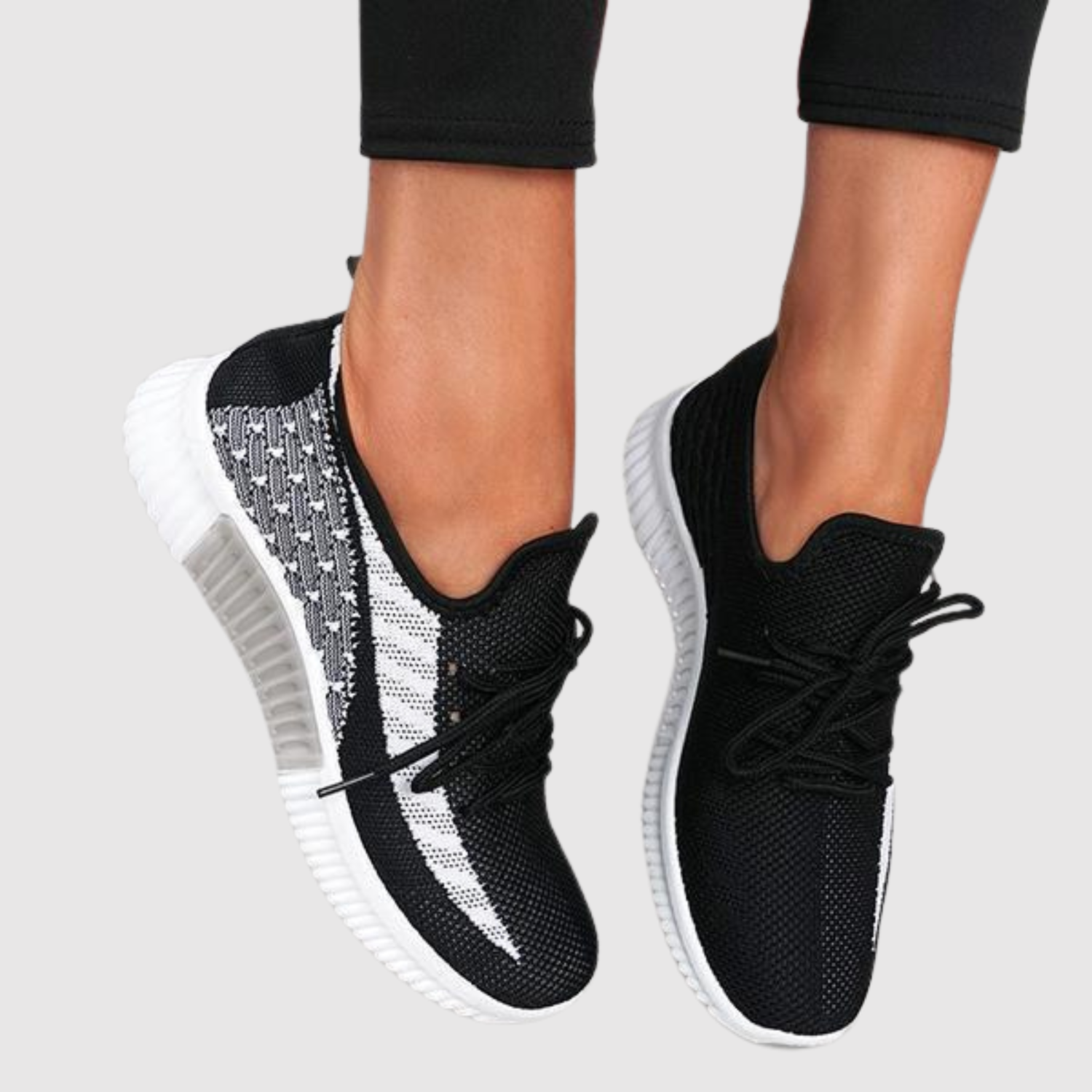 Симона – Спортен вид с лек комфорт