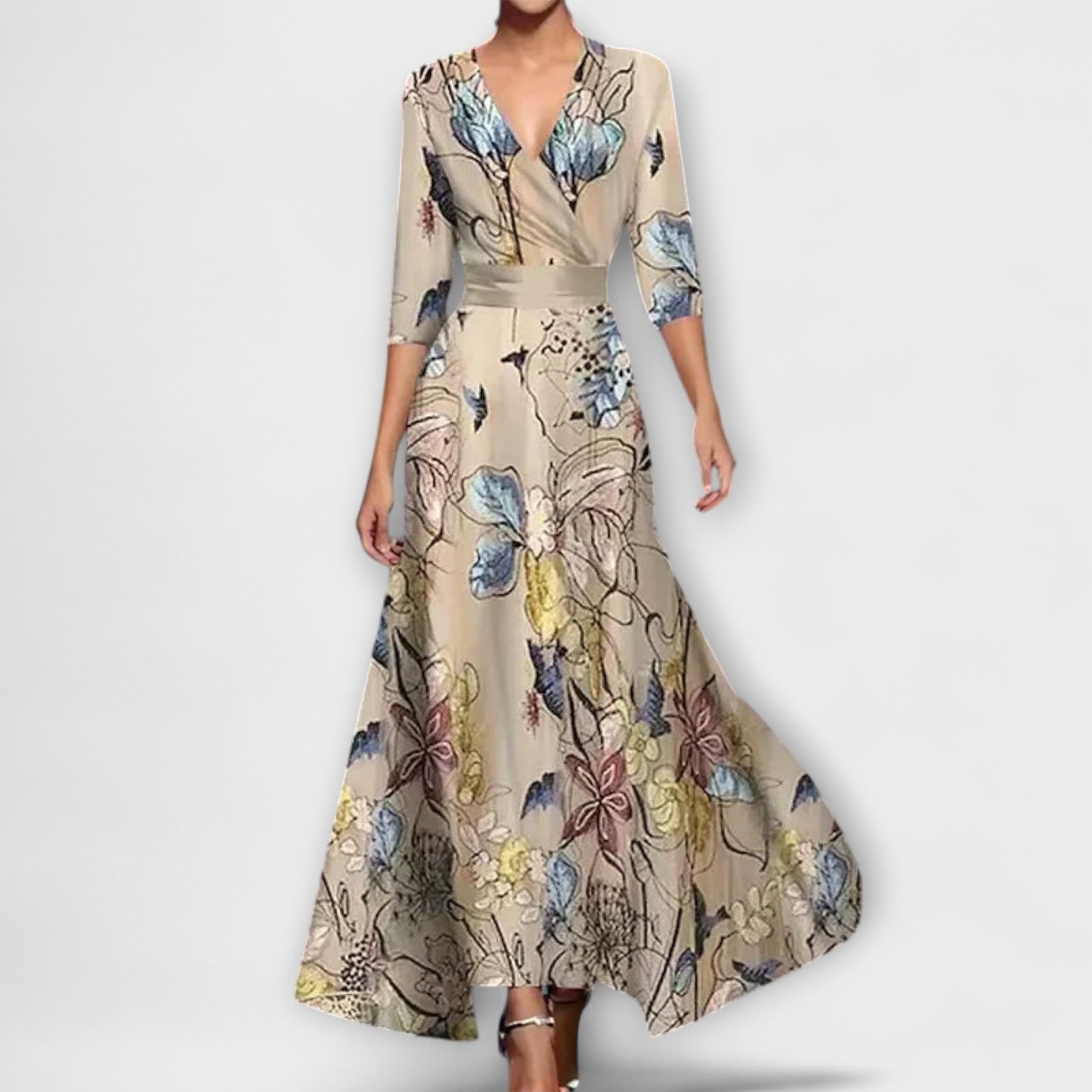 Лилия - Елегантна рокля с уникални ръкави